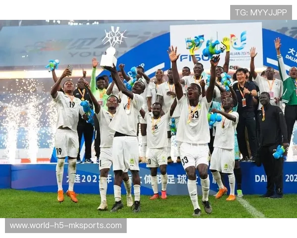 世界杯赛场文化外交：如何把体育变成软实力？