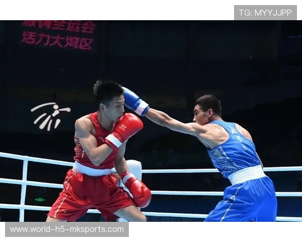 职业拳击选手优化进攻距离选择，命中更精准