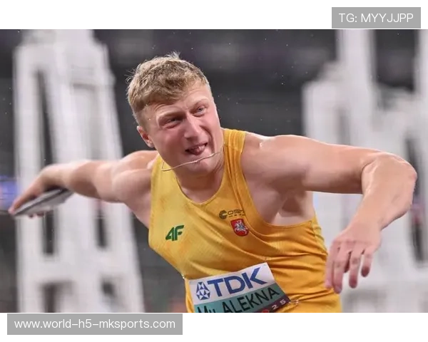 铁饼选手强化身体旋转控制力 铁饼选手强化身体旋转控制力