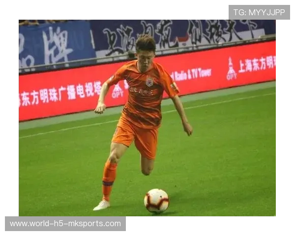 青年队长与一线队合练，或被提拔进入替补名单