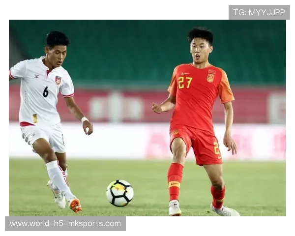 中国足球俱乐部实现精细化球队管理运营模式，我国足球俱乐部的基本模式