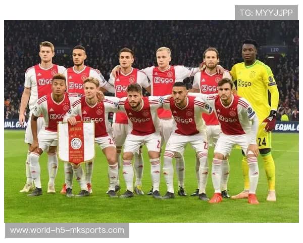 阿贾克斯推进提速，短传配合再现流畅度，阿贾克斯吧